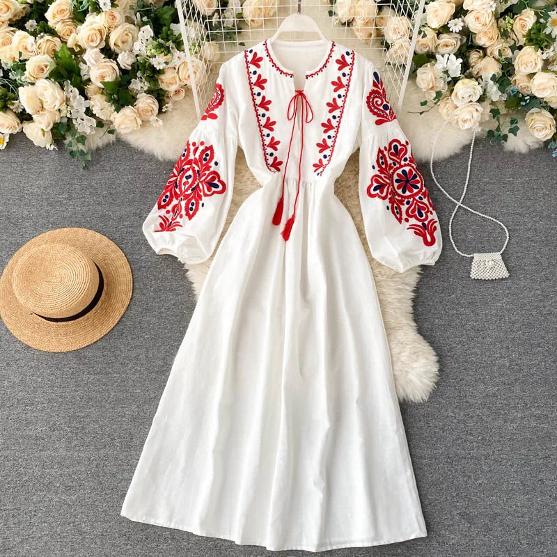 Women Autumn Dresses Bohemian Embroidered Flower O-Neck Lantern Sleeve High Waist Pleated Dress All-match Female Vestidos